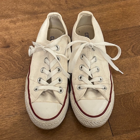 Converse Cream Low-Top Sneakers with white laces, women’s size 5.5 - Picture 3 of 8